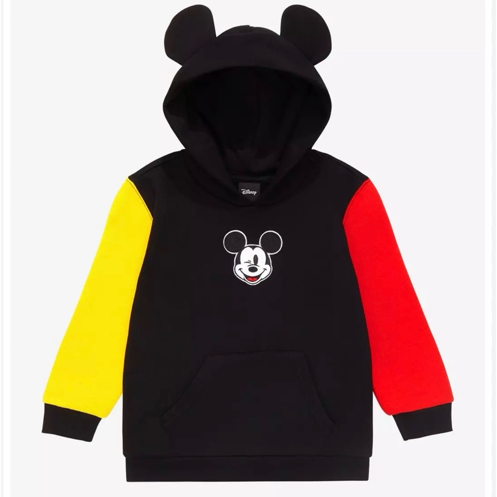 NWT’s Toddler Mickey 3D ears Hoodie size 2T retails 28.90